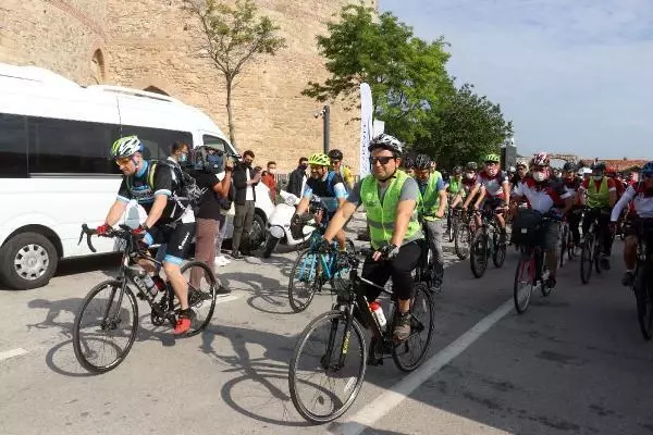 Son dakika haber | ŞEHİTLER İÇİN PEDAL ÇEVİRDİLER