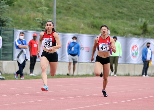 Sprint Relay Cup ile Balkan Bayrak Şampiyonası Erzurum'da başladı Sprint Relay Cup ile Balkan Bayrak Şampiyonası Erzurum'da başladı