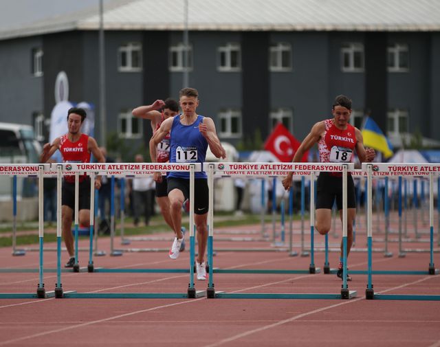 Sprint Relay Cup ile Balkan Bayrak Şampiyonası Erzurum'da başladı Sprint Relay Cup ile Balkan Bayrak Şampiyonası Erzurum'da başladı