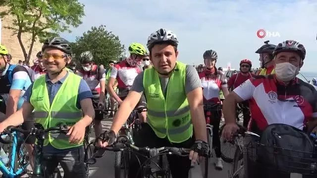 Tarihi Yarımada'da Şehitlere Saygı Sürüşü Bisiklet Turu düzenlendi