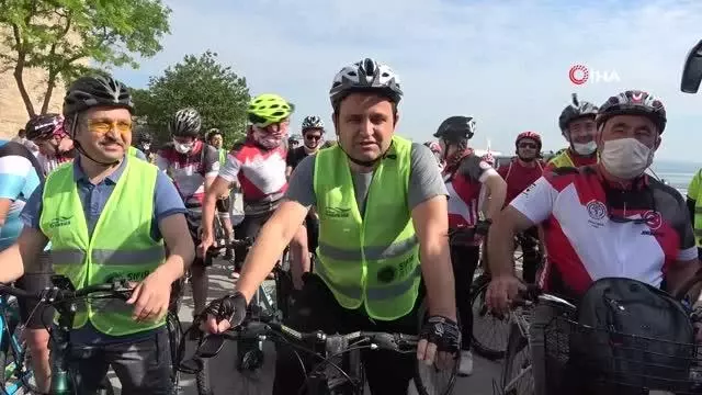 Tarihi Yarımada'da Şehitlere Saygı Sürüşü Bisiklet Turu düzenlendi