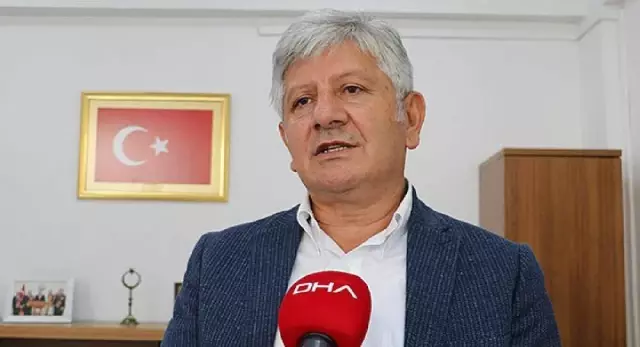 Uzmanından dikkat çeken uyarı: Pazartesi vaka sayıları artabilir Uzmanından dikkat çeken uyarı: Pazartesi vaka sayıları artabilir