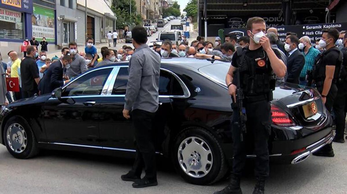 Erdoğan'ın kentsel dönüşüm talimatı ilçe halkını sevince boğdu! Aracını 8 kez durdurup teşekkür ettiler