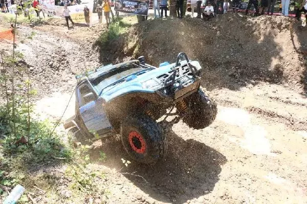 ZONGULDAK'TA OFF-ROAD HEYECANI ZONGULDAK'TA OFF-ROAD HEYECANI