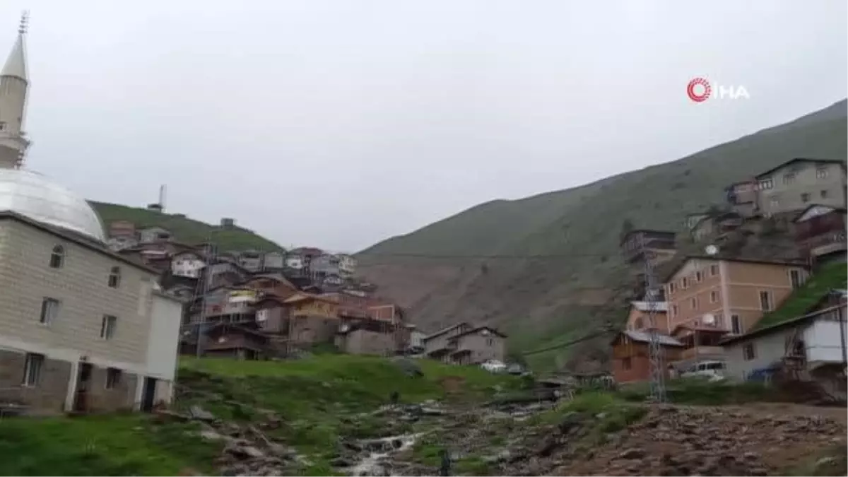 2 bin metrede afetlerden korunmak için kurban kestiler