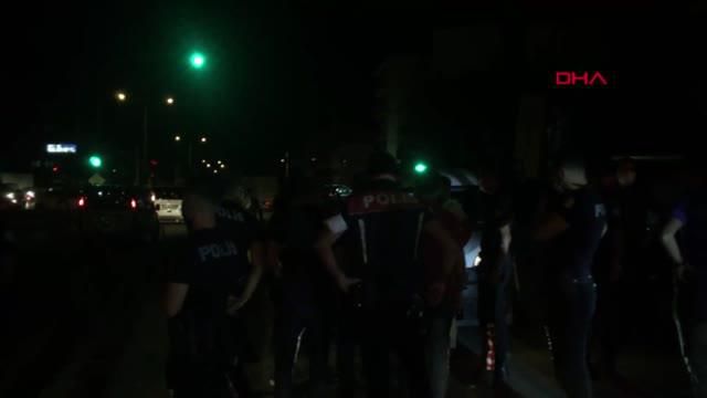 ADIYAMAN'DA İKİ GRUP ARASINDA KAVGA: 4 GÖZALTI ADIYAMAN'DA İKİ GRUP ARASINDA KAVGA: 4 GÖZALTI