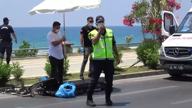ANTALYA HAFİ TİCARİ ARACIN ÇARPTIĞI BİSİKLETTEKİ MÜZEYYEN ÖLDÜ ANTALYA HAFİ TİCARİ ARACIN ÇARPTIĞI BİSİKLETTEKİ MÜZEYYEN ÖLDÜ