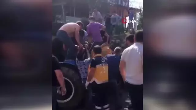 Son dakika haberleri | Ayakları traktöre sıkışan 2 çocuğun yardımına itfaiye yetişti