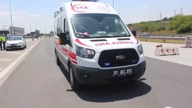 Bariyere çarpan otomobildeki 2 kişi yaralandı Bariyere çarpan otomobildeki 2 kişi yaralandı