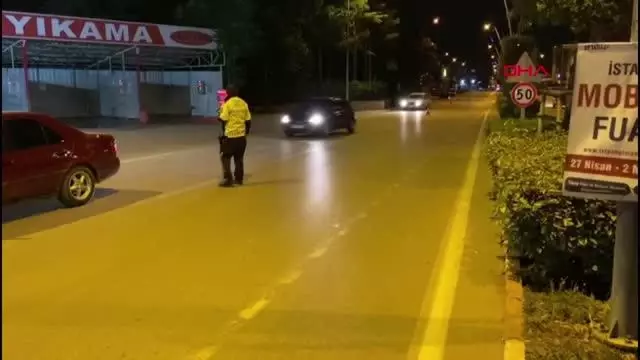 Son dakika haber! BURSA-ALKOLLÜ MOTOSİKLET SÜRÜCÜSÜ POLİSLERİ ÇİLEDEN ÇIKARDI