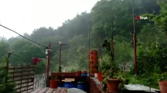 Dolu yağışı yaylaları vurgu, ekili alanlar zarar gördü