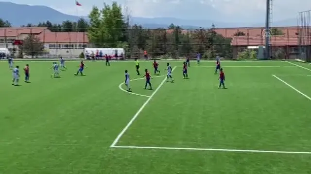İşitme Engelliler Futbol Birinci Lig grup maçları sona erdi İşitme Engelliler Futbol Birinci Lig grup maçları sona erdi