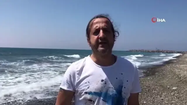 İskenderun kıyılarında beyaz tabaka endişelendirdi İskenderun kıyılarında beyaz tabaka endişelendirdi