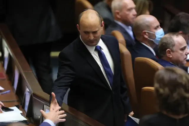 İsrail'de 12 yıllık Netanyahu dönemi sona erdiİsrail'in yeni Başbakanı Naftali Bennett oldu