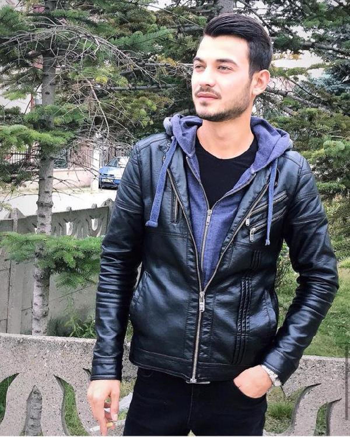 Otomobil, önündeki kamyonete çarptı: 1 ölü, 1 yaralı