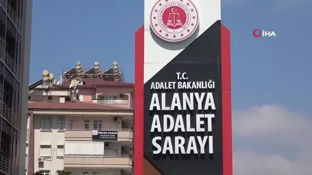 Son dakika haber... Silahını temizlerken eşinin ölümüne sebep olan muhtar adli kontrol şartıyla serbest Son dakika haber... Silahını temizlerken eşinin ölümüne sebep olan muhtar adli kontrol şartıyla serbest
