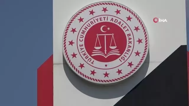 Son dakika haber... Silahını temizlerken eşinin ölümüne sebep olan muhtar adli kontrol şartıyla serbest Son dakika haber... Silahını temizlerken eşinin ölümüne sebep olan muhtar adli kontrol şartıyla serbest