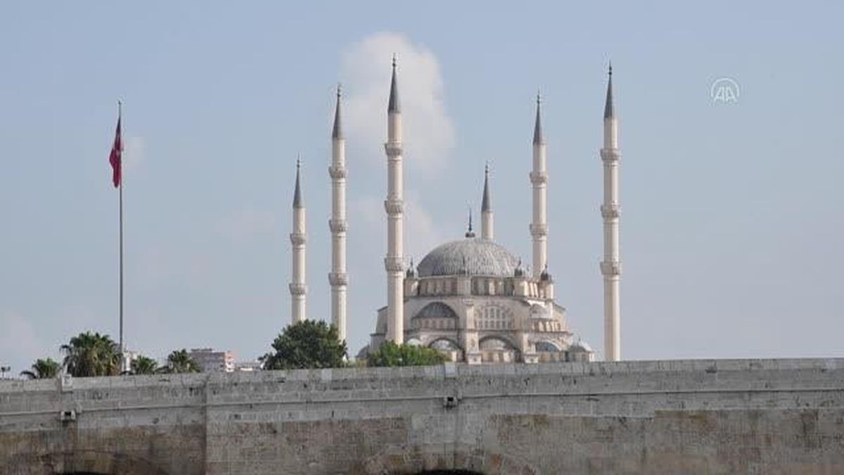 Sokağa çıkma kısıtlaması nedeniyle sessizlik hakim