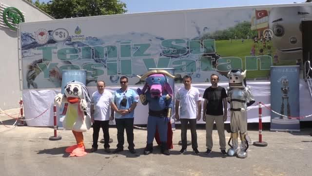 Su Elçileri Derneğince oluşturulan mobil tır Trabzon'a geldi Su Elçileri Derneğince oluşturulan mobil tır Trabzon'a geldi