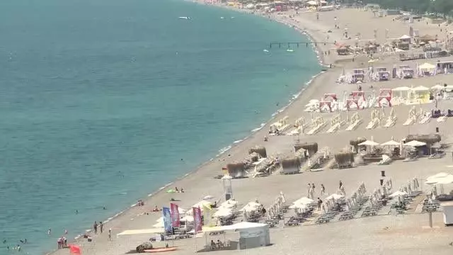Turizmin başkentinde sokağa çıkma kısıtlaması nedeniyle sessizlik hakim Turizmin başkentinde sokağa çıkma kısıtlaması nedeniyle sessizlik hakim