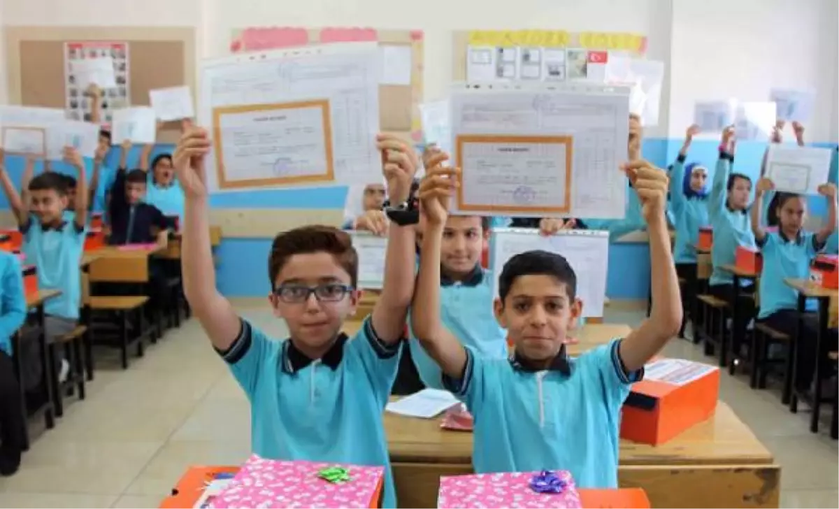 2 TEMMUZ'DA BAŞLIYOR; ÖĞRENCİLERE 'TELAFİ EĞİTİMİ' ÖNERİSİ