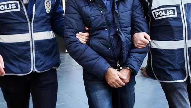 32 ilde dev FETÖ operasyonu! 57 polis gözaltına alındı 32 ilde dev FETÖ operasyonu! 57 polis gözaltına alındı
