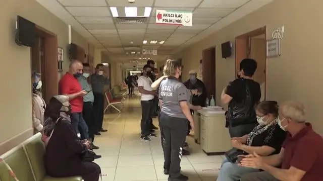 40 yaş ve üstü vatandaşlar aşılanmaya başlandı 40 yaş ve üstü vatandaşlar aşılanmaya başlandı
