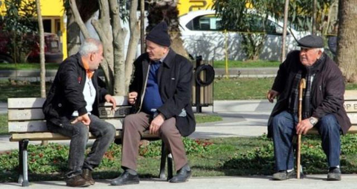 65 yaş üstü otobüse binebilir mi? 18 yaş altı ve 65 yaş üstü toplu taşımaya binebilir mi?