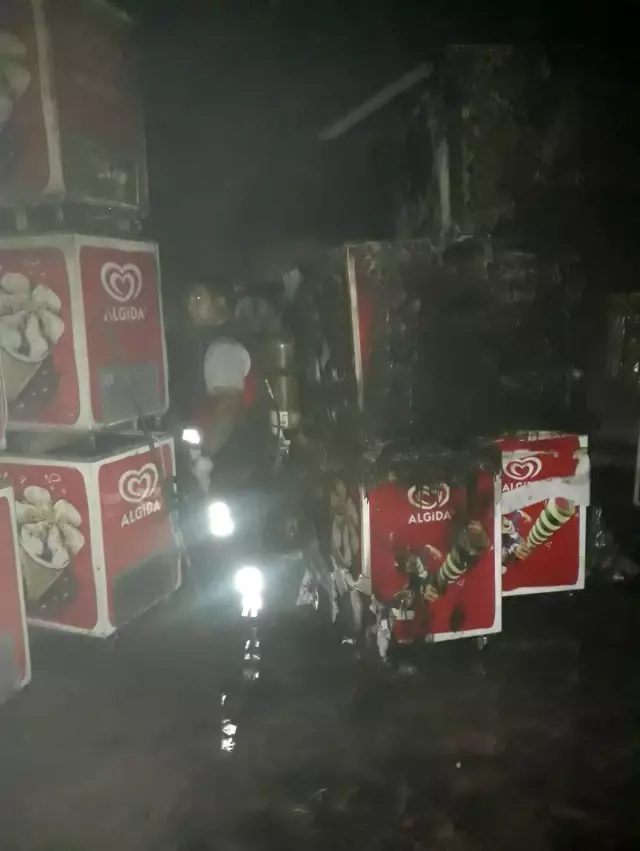 Ağrı'da çıkan yangın söndürüldü Ağrı'da çıkan yangın söndürüldü