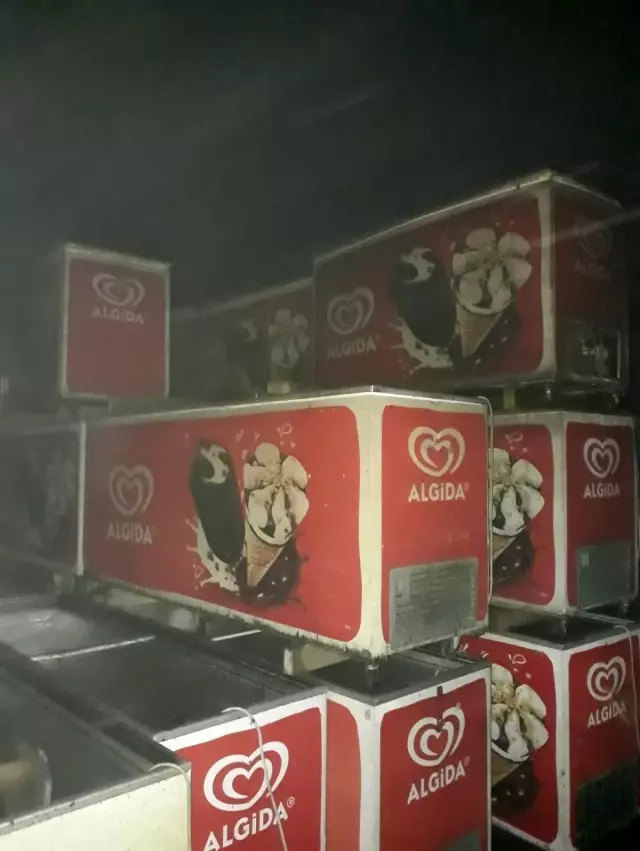 Ağrı'da çıkan yangın söndürüldü Ağrı'da çıkan yangın söndürüldü