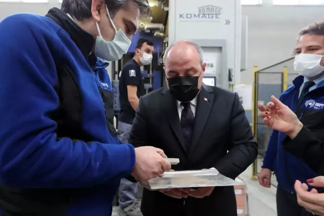 Bakan Varank, yerli balistik çözümler üreten Nurol Teknoloji'yi ziyaret etti (1)