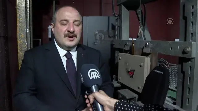 Bakan Varank, yerli balistik çözümler üreten Nurol Teknoloji'yi ziyaret etti (1)