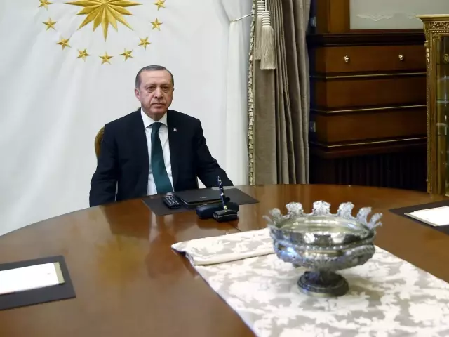 Cumhurbaşkanı Erdoğan, Stoltenberg tarafından resmi olarak karşılandı