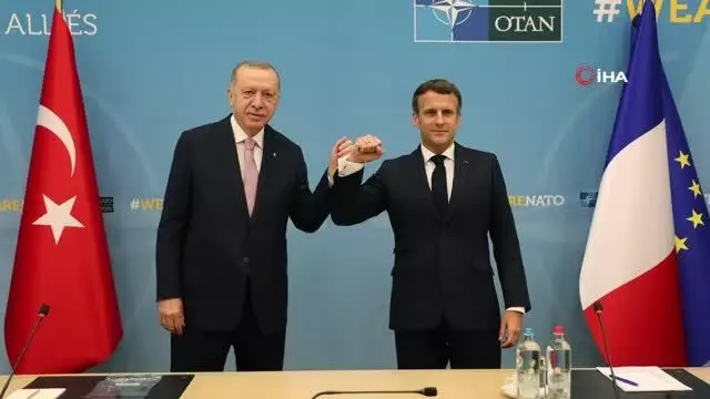 Cumhurbaşkanı Erdoğan, Stoltenberg tarafından resmi olarak karşılandı
