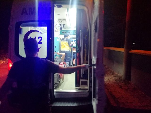 duvardan atlayarak girdigi okul bahcesinde 4 14198450 o