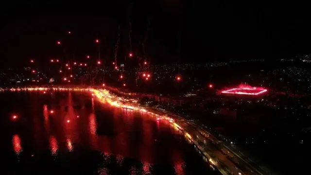 Göztepe 96. yaşını büyük bir coşkuyla kutladı Göztepe 96. yaşını büyük bir coşkuyla kutladı