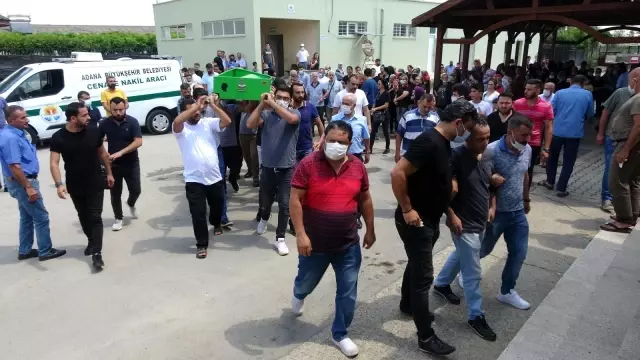Havuz faciasında ölen Deniz son yolculuğuna uğurlandı Havuz faciasında ölen Deniz son yolculuğuna uğurlandı