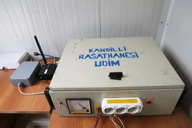 Istanbul's first earthquake-tsunami observation station was opened in Büyükçekmece Istanbul's first earthquake-tsunami observation station opened in Büyükçekmece
