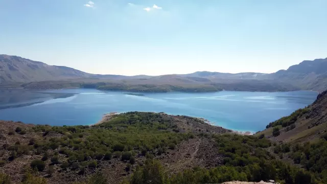 Son dakika haberi! Nemrut Krater Gölü'nde çevre temizliğine dikkat çekmek için doğa yürüyüşü