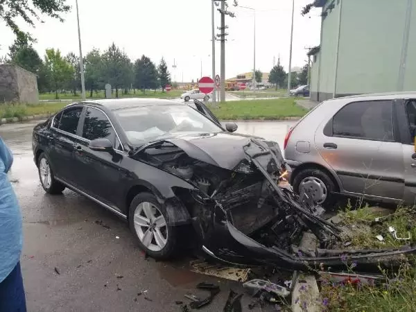 Son dakika haber... KÜTAHYA REKTÖR PROF. DR. KAVUNCU, TRAFİK KAZASINDA YARALANDI
