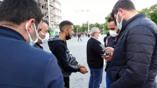 Son dakika haberleri! Taksim'de fahiş fiyatla parfüm satanları polis ve zabıta ekipleri yakaladı