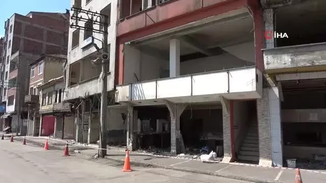 Trabzon'da bir dönem tarih oldu, oteller bölgesi yıkılmaya başlandı Trabzon'da bir dönem tarih oldu, oteller bölgesi yıkılmaya başlandı