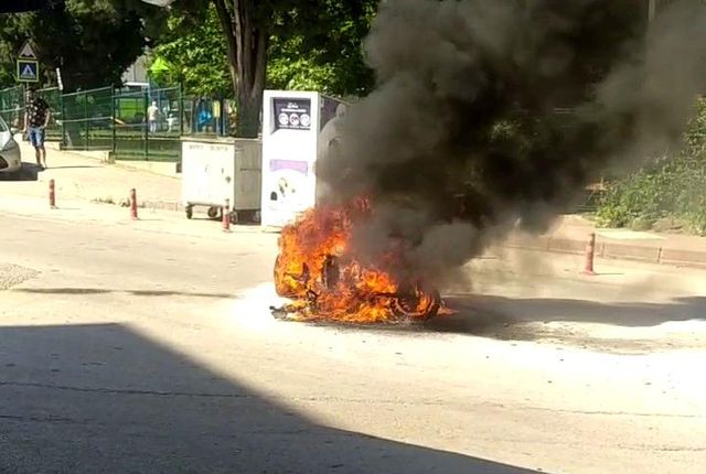 yeni aldigi motosikleti alev alev yandi kendi 14200507 o