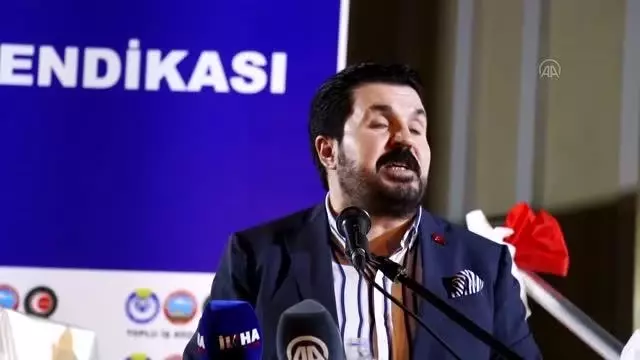 Belediye işçilerinin maaşına bin lira zam yapıldı Belediye işçilerinin maaşına bin lira zam yapıldı
