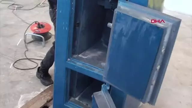 ÇELİK KASALARDA 304 KİLO UYUŞTURUCU ÇIKTI