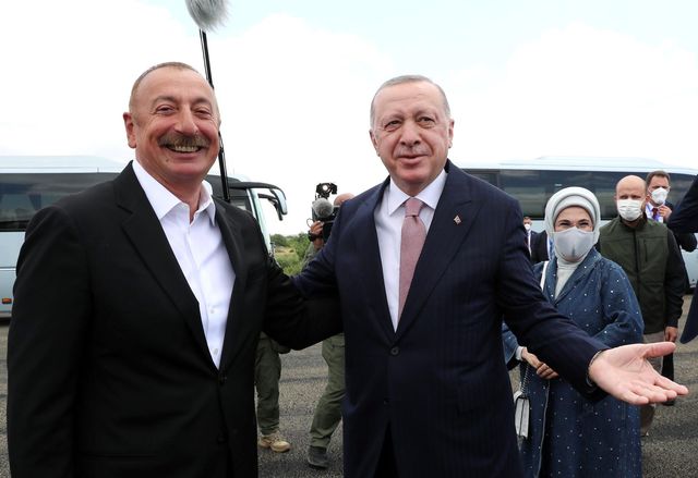 cumhurbaskani erdogan fuzuli de aliyev tarafi 2 14201935 o