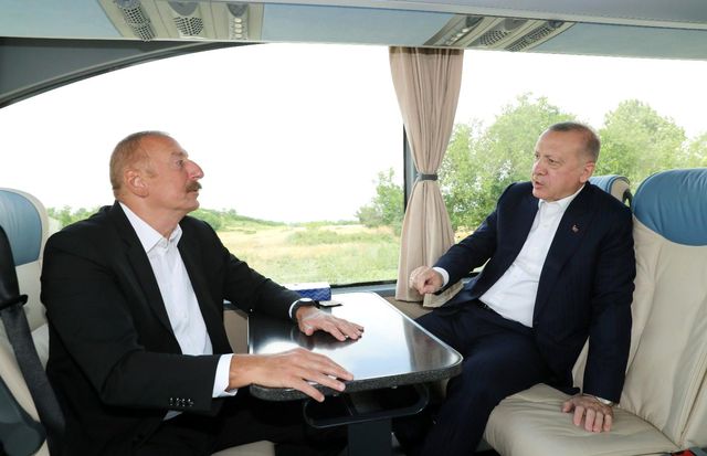 cumhurbaskani erdogan fuzuli de aliyev tarafi 4 14201935 o