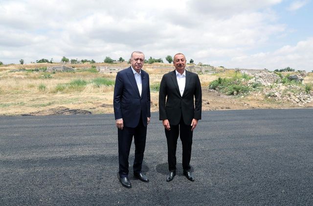 cumhurbaskani erdogan fuzuli de aliyev tarafi 6 14201935 o
