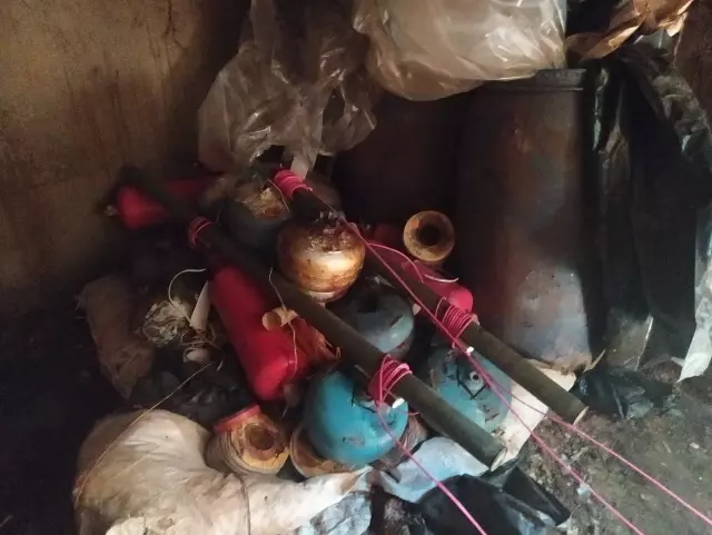 Diyarbakır'da narko terör operasyonunda, uyuşturucu, mühimmat ve el yapımı patlayıcı ele geçirildi
