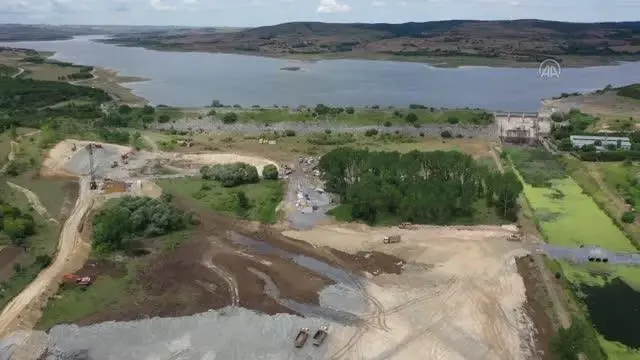 Kanal İstanbul'un ilk köprüsünün çalışmaları tüm hızıyla sürüyor (2)